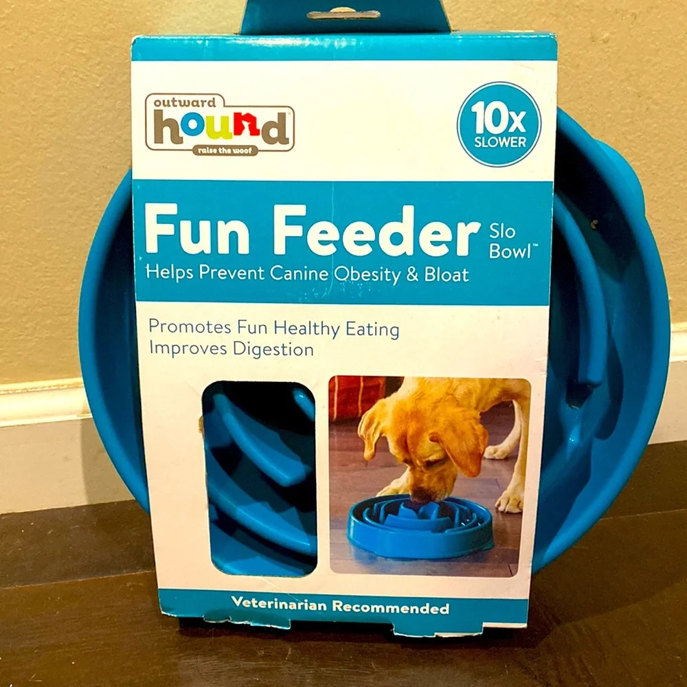 Outward Hound Vet Recommended Dog Fun Feeder Slo Bowl Dish NIP Improve Digestion